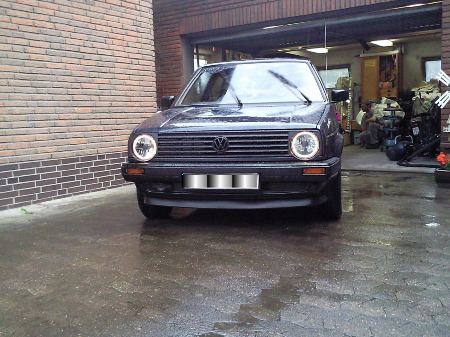 wie süß er nun gucken kann ....